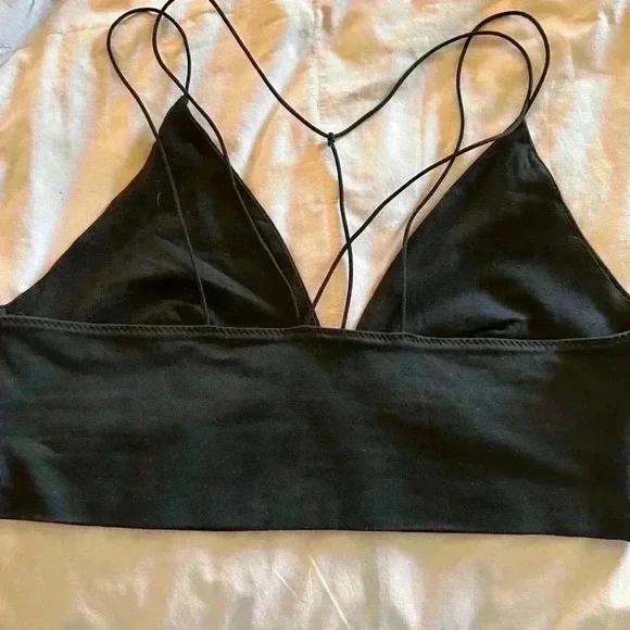 Large black‎ caged bralette.NWOT. Non adj straps . Super cute! - Picture 4 of 11